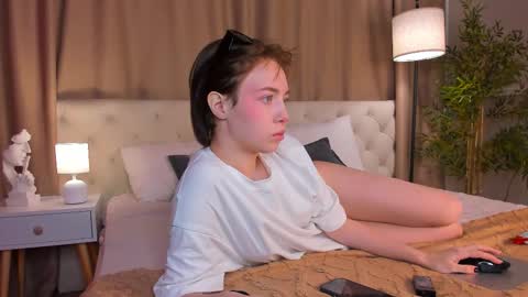 rihanna_walker online show from October 22, 1:53 am