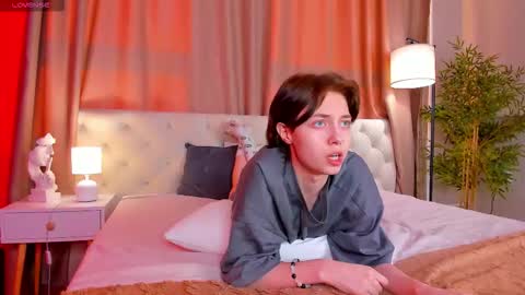 rihanna_walker online show from October 24, 2:12 am