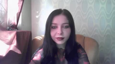 Riley online show from June 8, 8:15 am