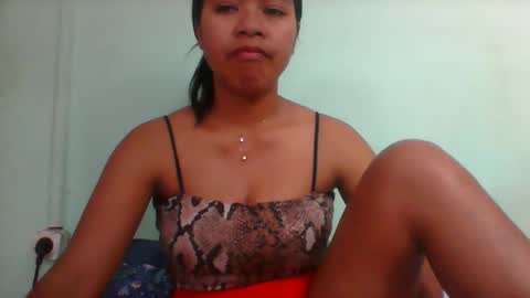 rinah856024 online show from November 18, 5:32 am