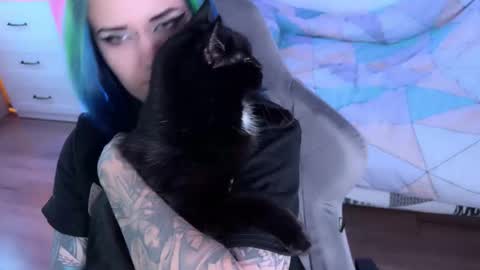   DianaBrite            fansl y online show from September 29, 1:21 pm