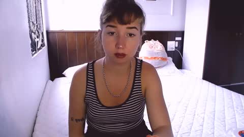 Snapshot of riri_rich chatting on February 7, 5:31 am Rita online show from February 7, 5:31 am