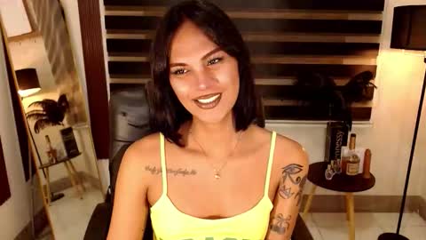 riri online show from October 29, 10:28 am