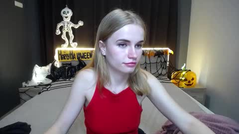 Snapshot of ritakiskis chatting on October 15, 11:59 pm ritakiskis online show from October 15, 11:59 pm