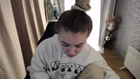 ritaneer online show from October 4, 8:56 am