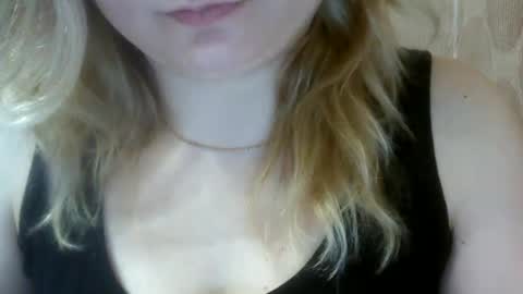 RiveraMaureen online show from March 4, 9:43 pm