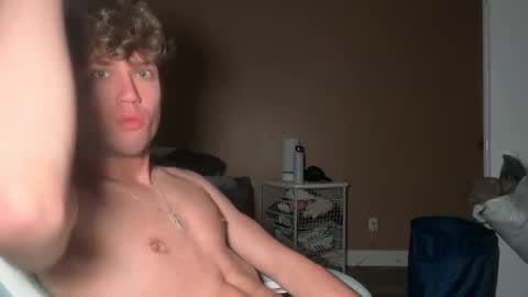 rjbrown03 online show from April 21, 3:13 am