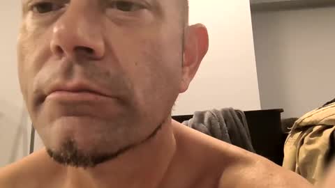 Tom online show from December 9, 1:07 am