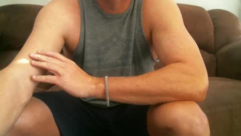 Snapshot of roadhouse122 chatting on December 17, 3:16 pm roadhouse122 online show from December 17, 3:16 pm