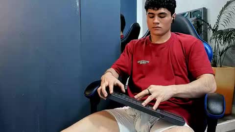 Roan Birkin online show from September 17, 8:56 pm