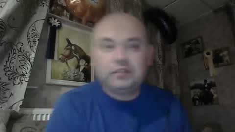 rob18997 online show from November 17, 7:49 pm