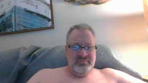 rob872217 online show from February 6, 10:04 am