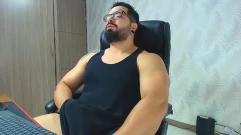 Robby online show from October 4, 9:45 pm