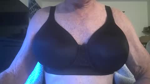 robert online show from September 25, 8:05 pm