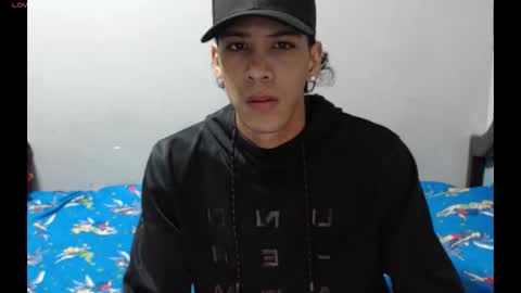 robert_kingg online show from February 16, 7:28 am