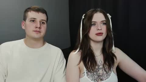 Lisa and Robert  i am online all days 900 am GMT3   online show from February 14, 10:47 pm