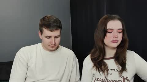 Lisa and Robert  i am online all days 900 am GMT3   online show from February 26, 3:14 am