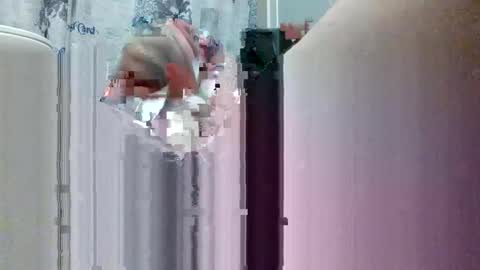 robertd5094 online show from October 26, 3:12 pm