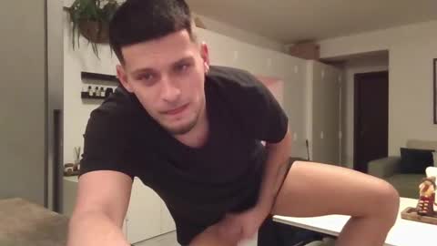 Roberto online show from November 2, 4:51 pm