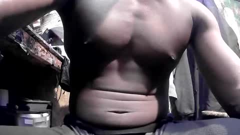 robinBankzs online show from November 30, 8:27 pm