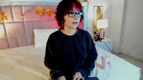 robin D online show from February 8, 8:12 pm