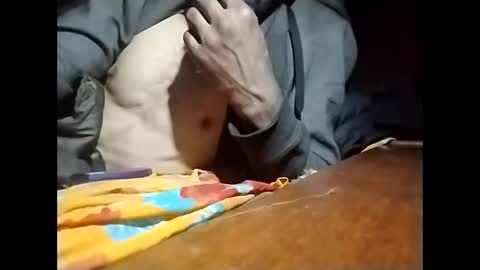 R online show from December 4, 4:01 am