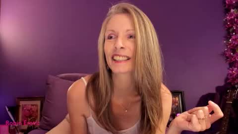 RobinErotic online show from May 26, 8:15 pm