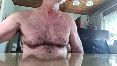 robke1966 online show from April 18, 6:37 am