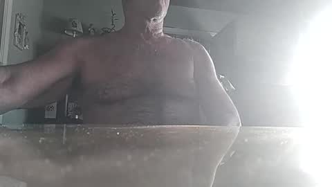 robke1966 online show from February 26, 7:34 am