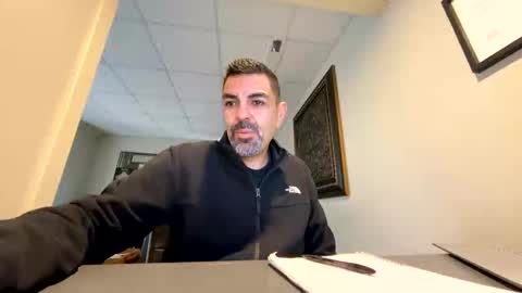 Snapshot of roblatino12 chatting on October 25, 2:06 pm roblatino12 online show from October 25, 2:06 pm