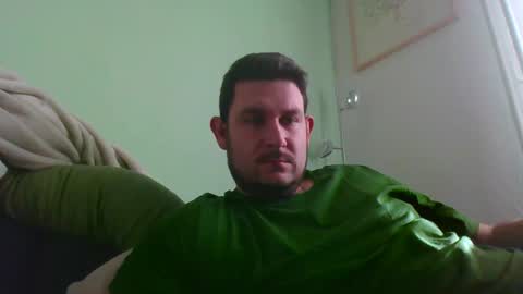 Robin online show from December 14, 9:59 am