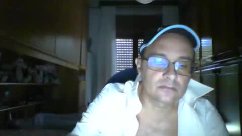 robertino online show from October 5, 11:29 am