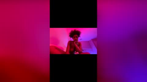 robynthegoddess online show from January 10, 11:43 pm