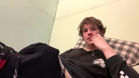 rockeylo99 online show from November 11, 11:40 pm