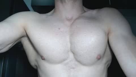 rocky muscle online show from January 10, 3:01 am