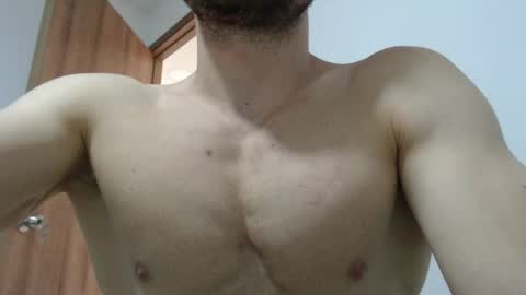 rocky muscle online show from March 17, 6:02 pm