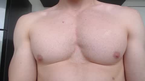 rocky muscle online show from November 30, 8:38 pm