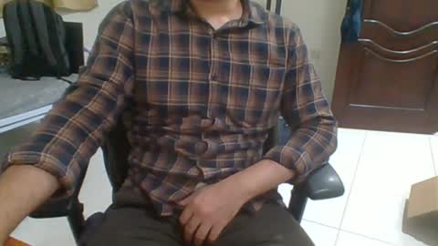 rockysam090 online show from March 31, 9:37 pm