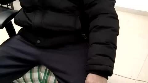 rockysam090 online show from March 2, 4:32 pm