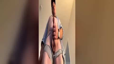 rodgie_dodgie073 online show from June 23, 4:31 am