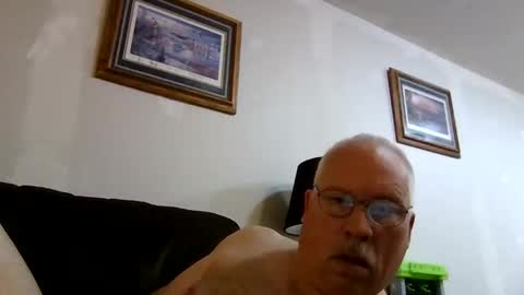 rodstud641 online show from November 1, 1:32 pm