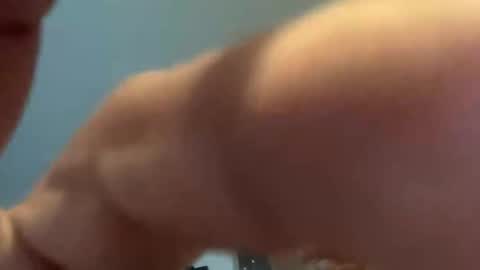 rogerbenid81 online show from December 15, 10:06 pm