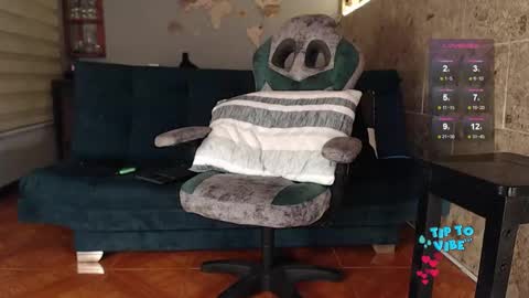 Snapshot of rogert_xx chatting on October 14, 2:14 am Rogert online show from October 14, 2:14 am