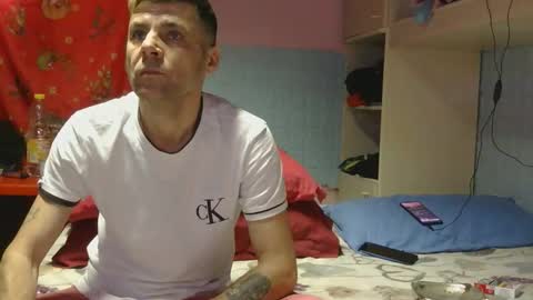 Banderas online show from March 4, 8:55 am