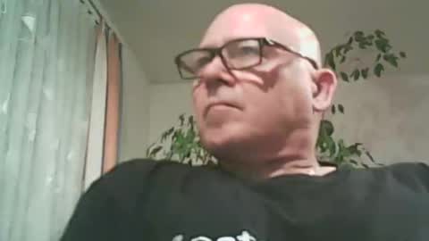 Snapshot of rola56430 chatting on February 5, 5:52 am rola56430 online show from February 5, 5:52 am