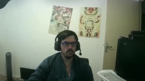 romainb72 online show from December 4, 8:03 am