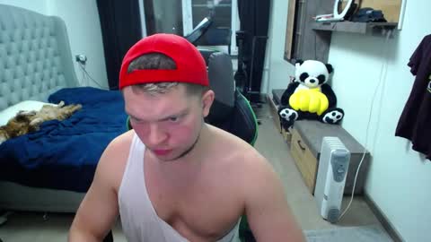 romantic_twunk online show from February 15, 10:08 pm