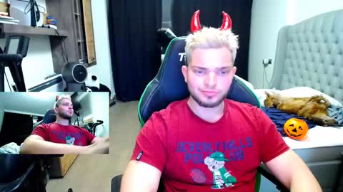 romantic_twunk online show from November 7, 7:38 pm