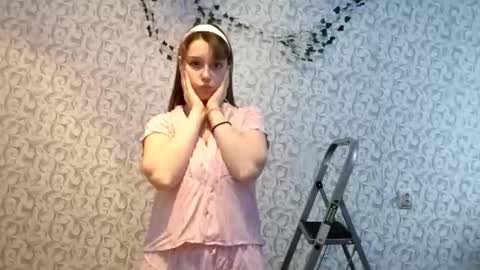 Alya online show from December 5, 10:14 am