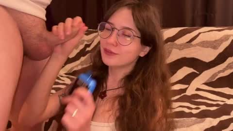 Romeo and Kate online show from May 12, 8:23 am